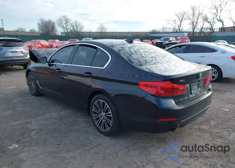 2020 BMW 530I xDrive z USA, uszkodzony, nr VIN WBAJR7C06LWW77504